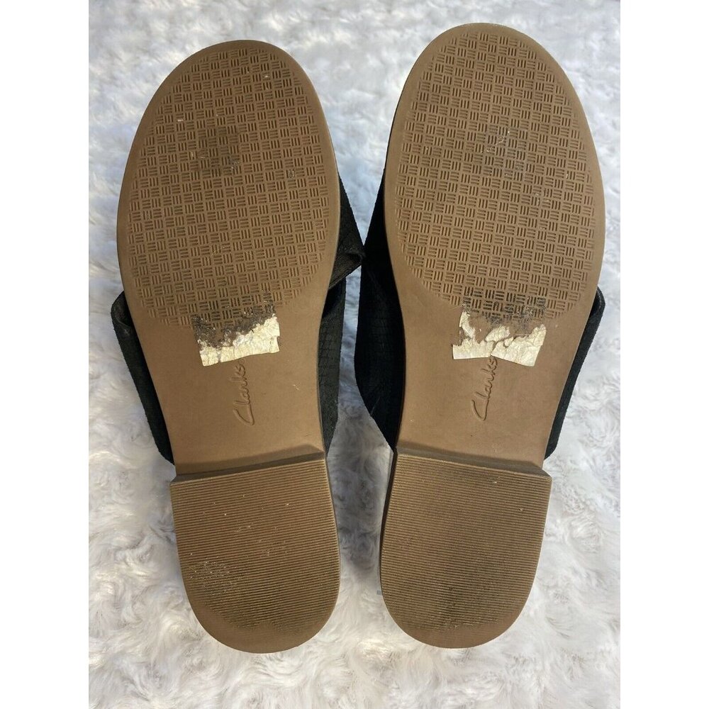 Clark’s Size 8 Flat Womens Slip On Sandals Black Faux Suede Muted Snakeskin - Picture 3 of 7